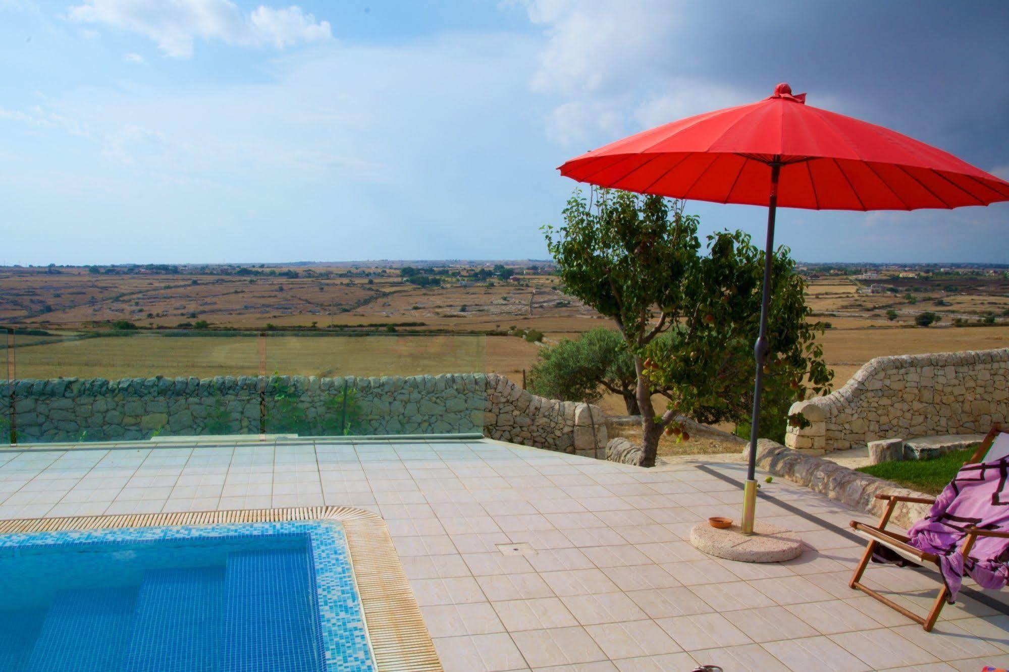 Relais Cimilla B&B Ragusa Exteriör bild